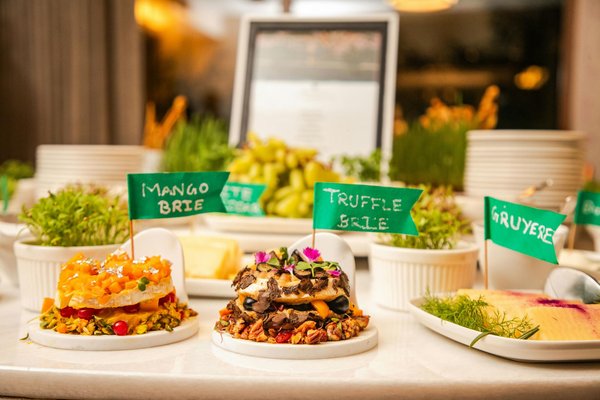 Restaurant en amoureux paris : un cadre romantique au bord du canal